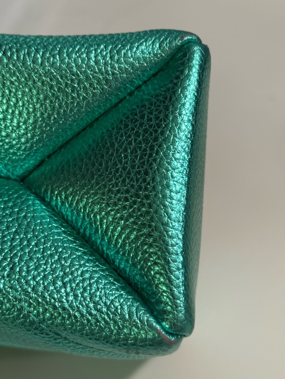 💥Kurt Geiger London Kensington Drench💥 NWT! Metallic Green - Picture 7 of 12